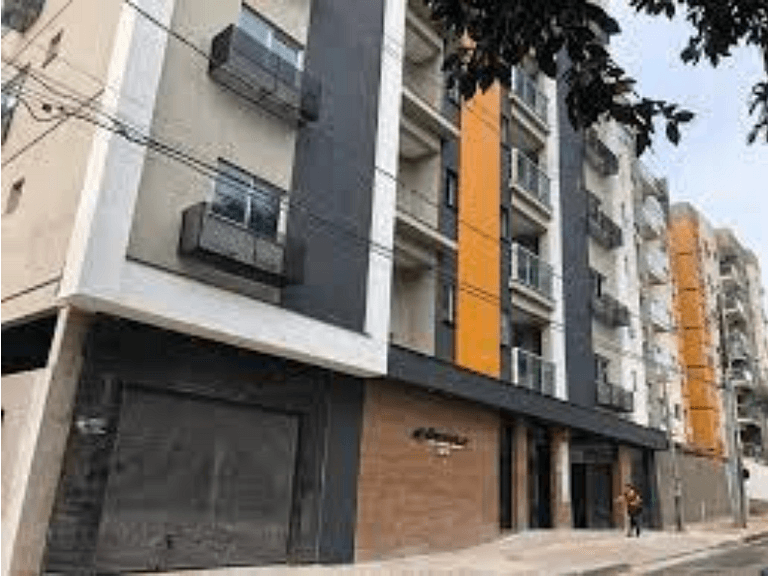 Apartamento com dois quartos no centro com churrasqueira