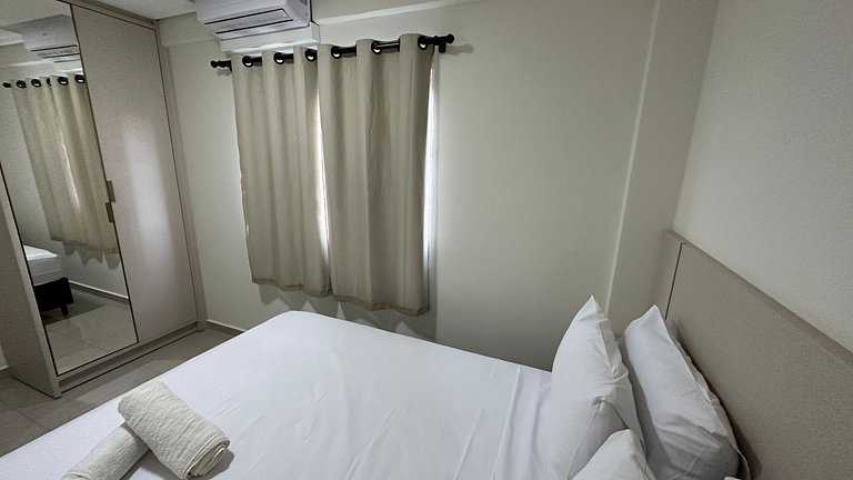 Apartamento com dois quartos no centro com churrasqueira