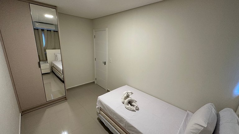 Apartamento com dois quartos no centro com churrasqueira