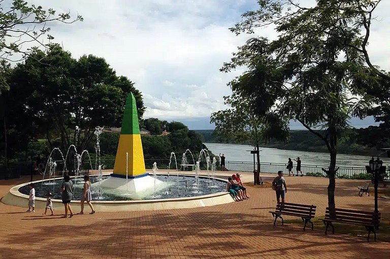 Casa perto das Cataratas: seu lar para quatro