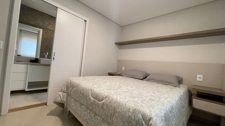 Novo apartamento aconchegante no centro de Foz