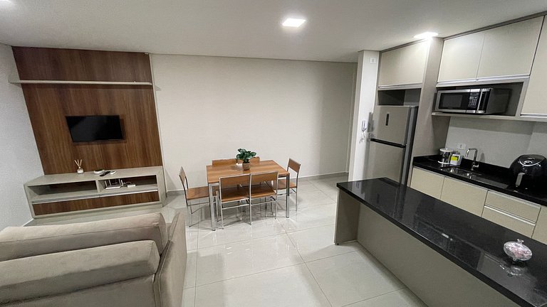 Novo e amplo apartamento a poucos passos do Shopping JL - Ce